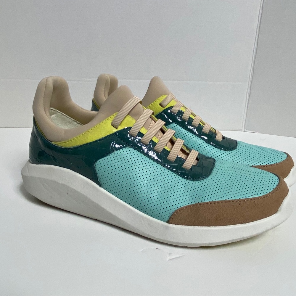 Kenneth Cole Slip on Sneaker